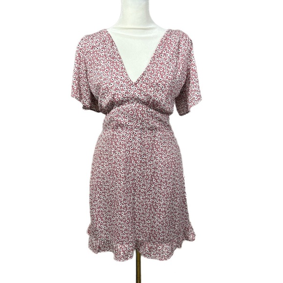 ABERCROMBIE & FITCH Women’s Sz M Cottage Floral Pink Tulip Hem Short Sleeve V - Picture 2 of 8